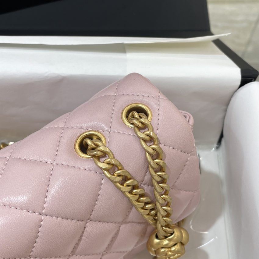 Replica CHANEL 23S Camellia Square Pink - near-authentic luxury replica handbag
