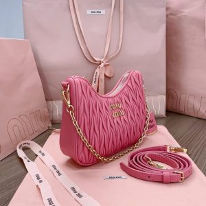 Replica Miu Miu Matelassé Pink - ultra-realistic fake designer tote