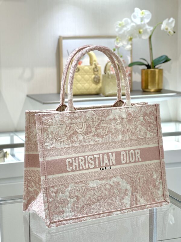 Replica Dior Tote Book Pink Tiger - premium 1:1 fake handbag model