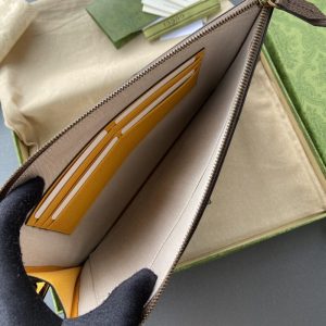 Replica Gucci Neo Vintage Clutch - near-authentic luxury replica handbag