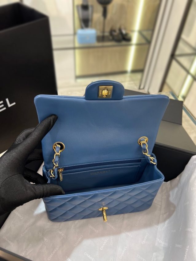 Replica CHANEL Classic Flap 20cm Blue - premium-grade designer purse dupe