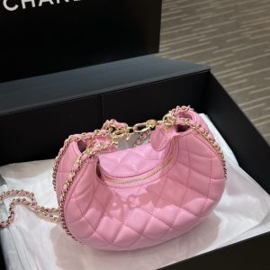 Replica CHANEL 23P Crescent Bag Pink - ultra-realistic fake designer tote