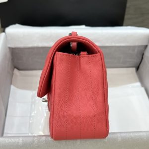 Replica CHANEL Classic Flap V 20cm Red - high-accuracy replica luxury purse