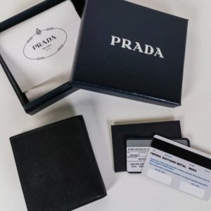 Replica Prada Saffiano Short Wallet - high-accuracy replica luxury purse