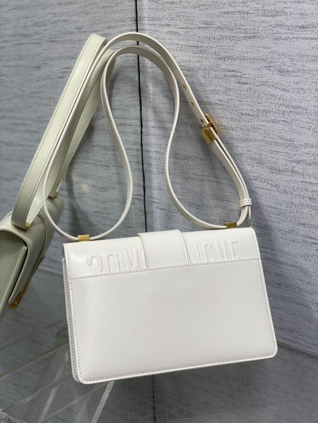 Replica Dior 30 Montaigne White - best-selling designer handbag dupe
