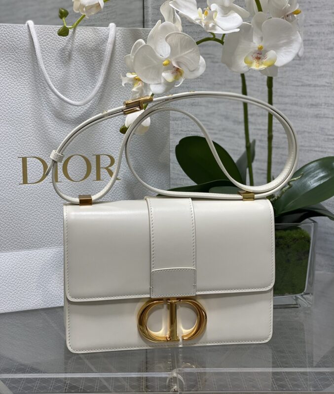Replica Dior 30 Montaigne White - realistic designer-inspired fake bag