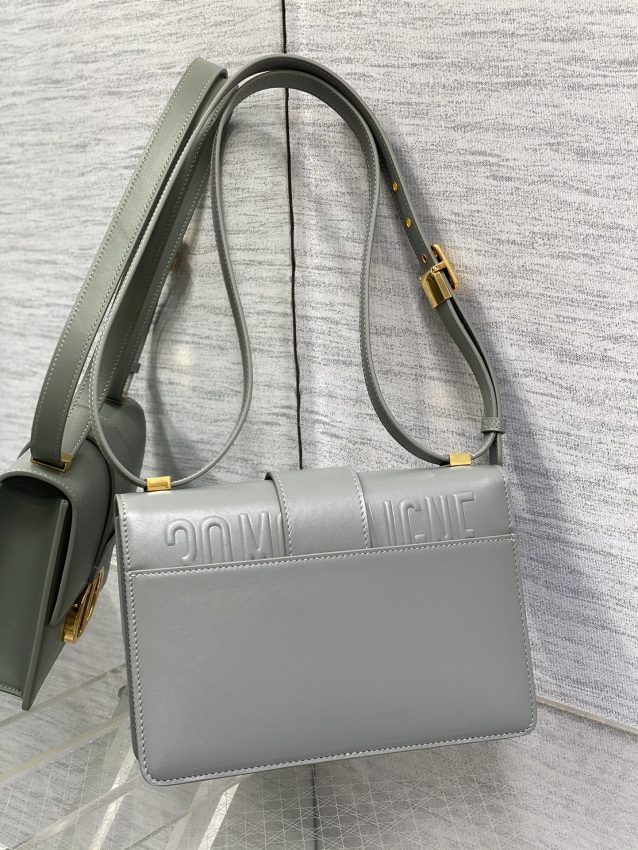 Replica Dior 30 Montaigne Grey - ultra-realistic fake designer tote