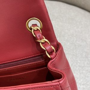 Replica CHANEL Classic Flap 17cm Red - ultra-realistic fake designer tote