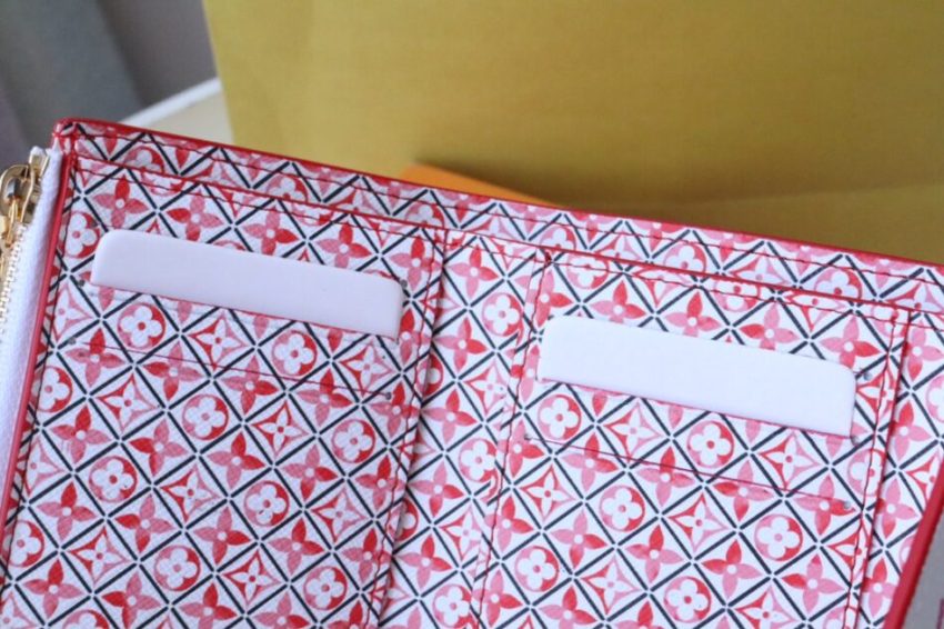 Replica Louis Vuitton Victorine Wallet White&Pink - near-authentic luxury replica handbag