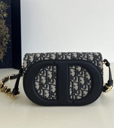 Replica Dior Signature CD - high-quality designer bag clone
