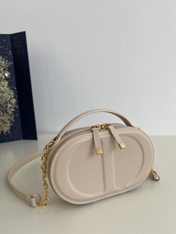 Replica Dior Signature Top Handle Pink - realistic designer-inspired fake bag
