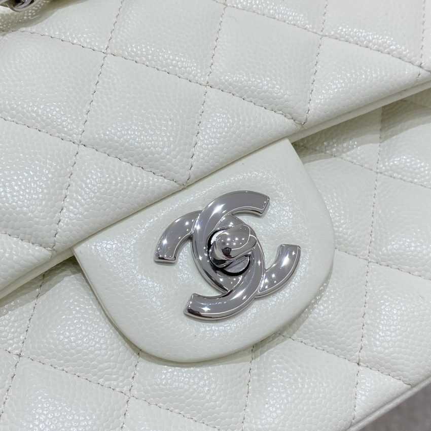 Replica CHANEL Classic Flap 23cm White - top-tier luxury replica shoulder bag