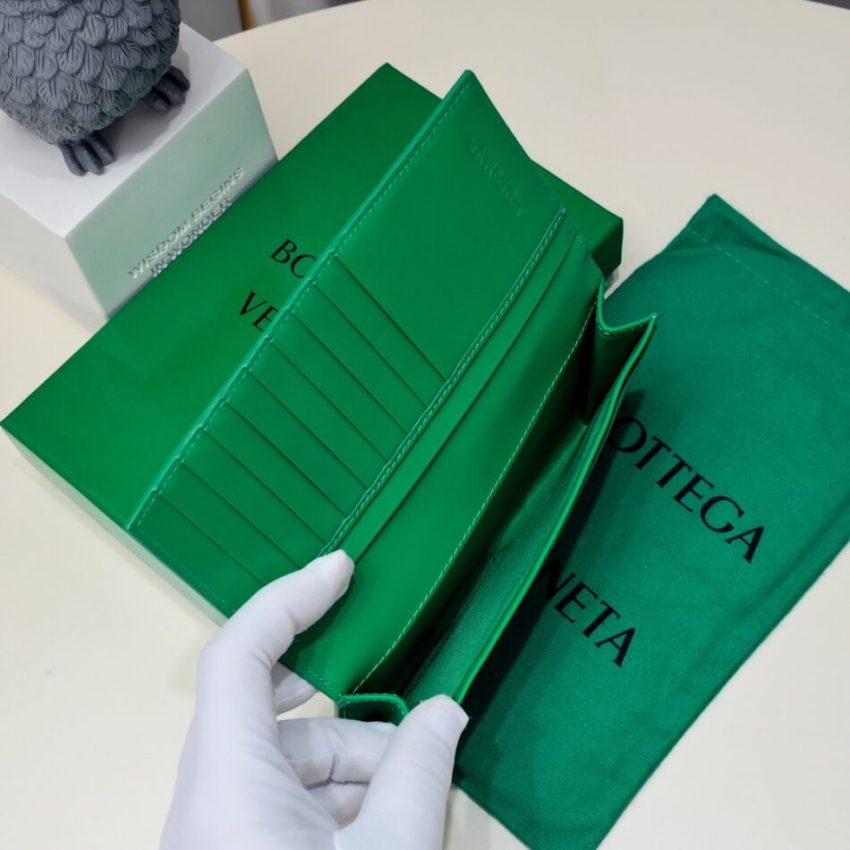 Replica Bottega Veneta Intrecciato Long Wallet - best quality luxury bag dupe