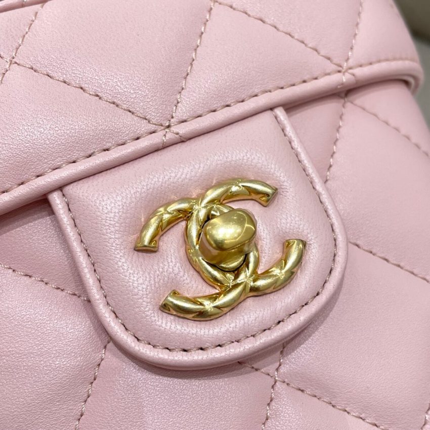 Replica CHANEL Tweed Handle Crush Small Pink - realistic designer-inspired fake bag