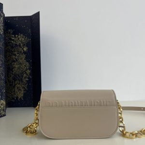 Replica Dior 30 Montaigne Avenue Bag Beige - near-authentic luxury replica handbag