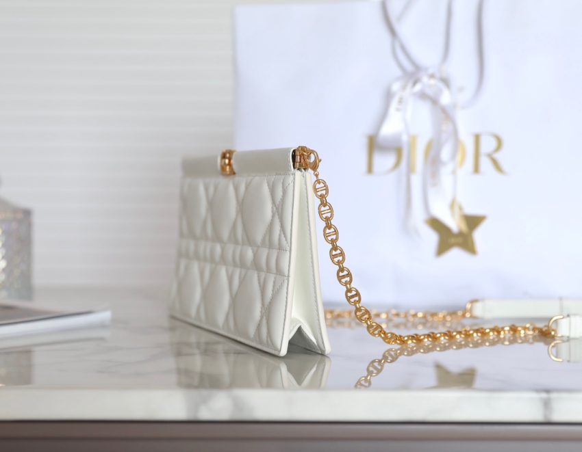 Replica Dior Miss Caro Noire Clutch White - high-accuracy replica luxury purse