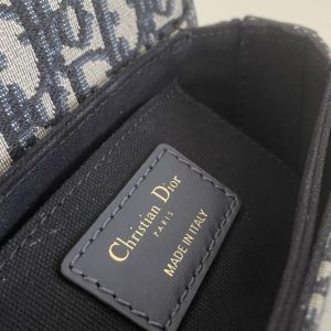 Replica Dior 30 Montaigne Avenue Bag - ultra-realistic fake designer tote