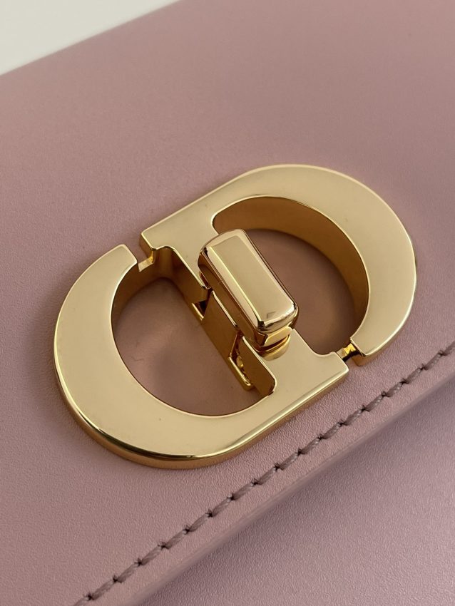 Replica Dior 30 Montaigne Avenue Bag Pink - realistic designer-inspired fake bag