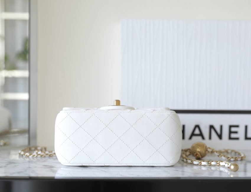 Replica CHANEL CF 20 cm Golden Ball White - high-quality designer bag clone