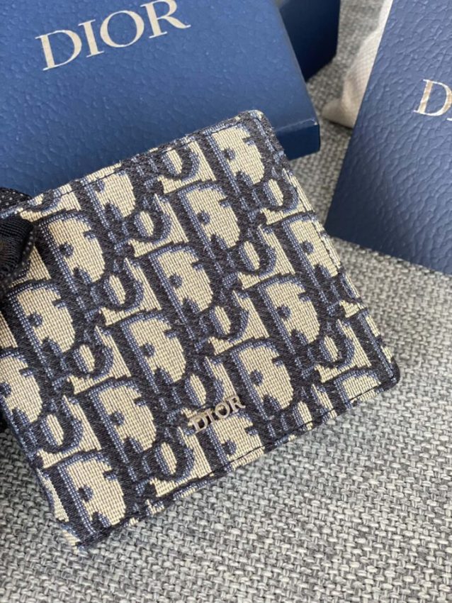 Replica Dior Jacquard Wallet - ultra-realistic fake designer tote