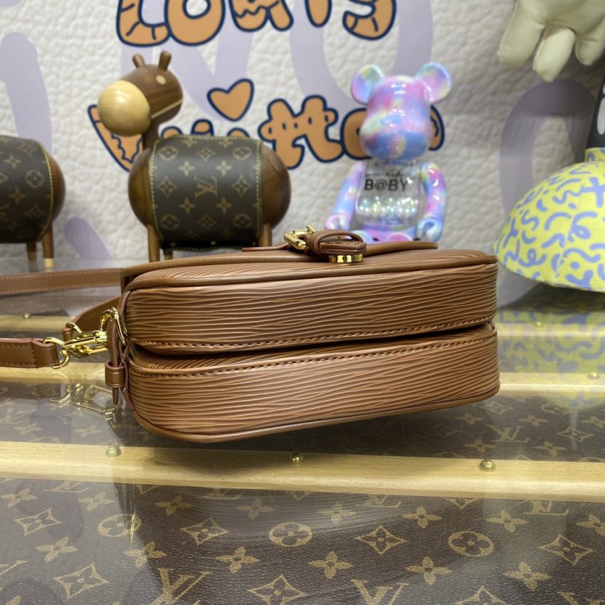 Replica Louis Vuitton Saumur Brown - high-end fake designer purse