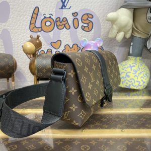 Replica Louis Vuitton S-Cape Messenger Brown - realistic designer-inspired fake bag
