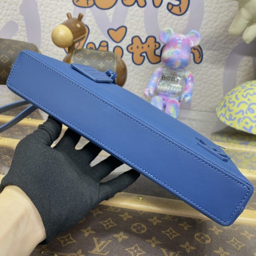 Replica Louis Vuitton Takeoff Pouch Blue - authentic-look luxury purse replica