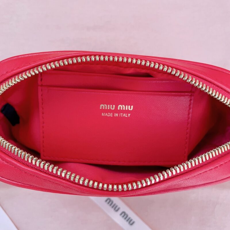 Replica Miu Miu Clutch Red - elite superclone designer purse