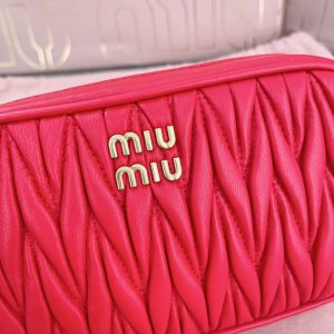 Replica Miu Miu Clutch Red - high-end fake designer purse
