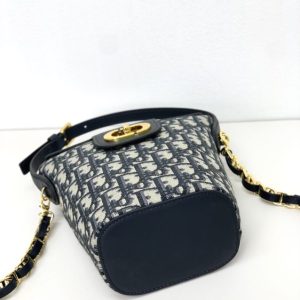 Replica Dior 30 Montaigne Amber Chain - high-quality designer bag clone