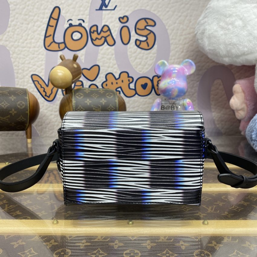 Replica Louis Vuitton Steamer Wearable Wallet II - top-tier luxury replica shoulder bag