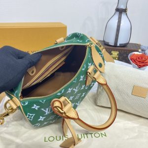 Replica Louis Vuitton Speedy P9 Bandouliere 25 Green - near-authentic luxury replica handbag