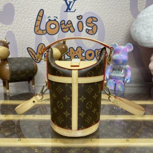 Replica Louis Vuitton Duffle Bag - authentic-look luxury purse replica