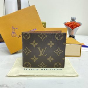 Replica Louis Vuitton Marco Wallet Brown - ultra-realistic fake designer tote