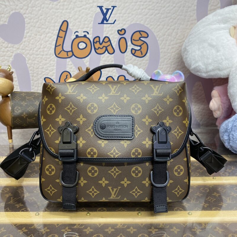 Replica Louis Vuitton Trail Messenger Bag - elite superclone designer purse