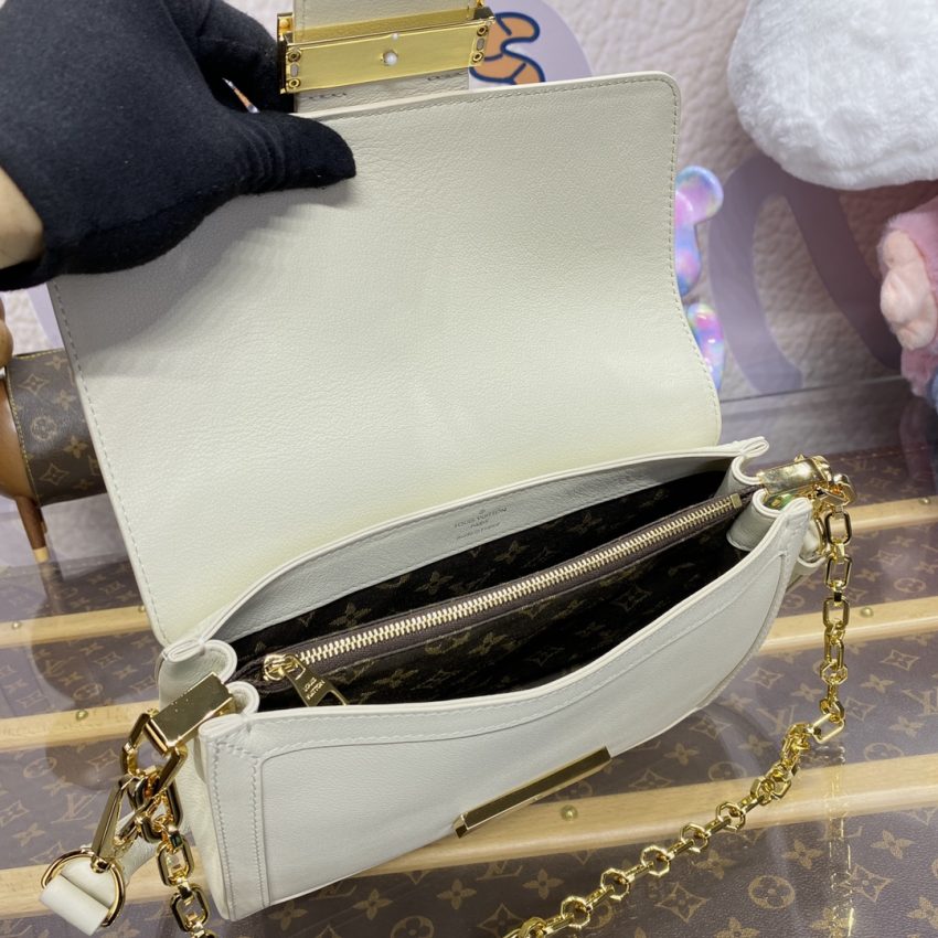 Replica Louis Vuitton Dauphine MM White - best quality luxury bag dupe