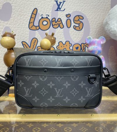 Replica Louis Vuitton Alpha Messenger Black Canvas - ultra-realistic fake designer tote