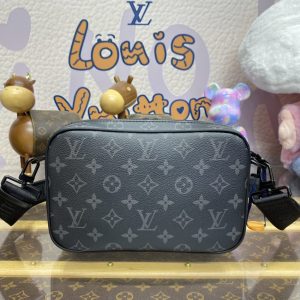 Replica Louis Vuitton Alpha Messenger Black Canvas - high-quality designer bag clone