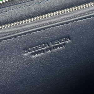Replica Bottega Veneta Zip Long Wallet White&Blue - realistic designer-inspired fake bag