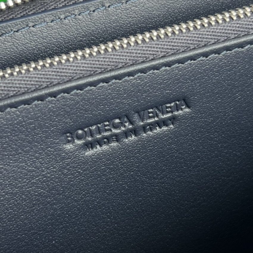 Replica Bottega Veneta Zip Long Wallet White&Blue - realistic designer-inspired fake bag