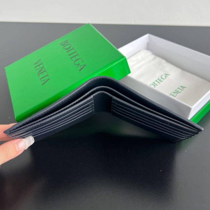 Replica Bottega Veneta Intrecciato Bi-Fold Wallet White&Blue - best-selling designer handbag dupe