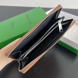 Replica Bottega Veneta Cassette Zip Wallet - top-tier luxury replica shoulder bag
