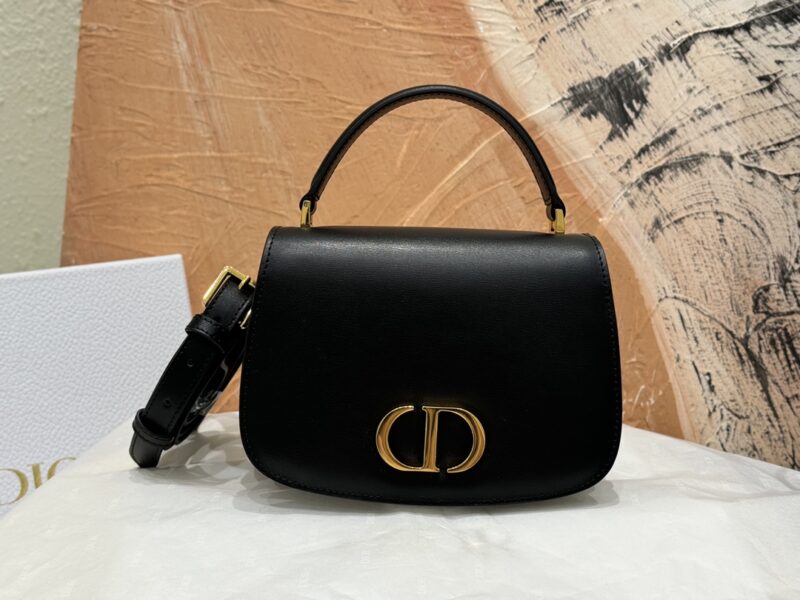 Replica Dior 30 Montaigne Avenue Top Handle Black - near-authentic luxury replica handbag