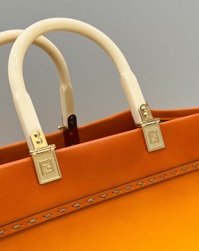 Replica Fendi Peekaboo Tote Orange - ultra-realistic fake designer tote