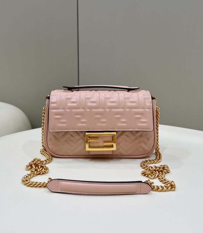 Replica Fendi Baguette Sliding Chain Pink - high-end fake designer purse