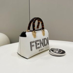 Replica Fendi By The Way Boston White - ultra-realistic fake designer tote