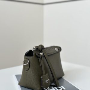 Replica Fendi By The Way Green - top-tier luxury replica shoulder bag