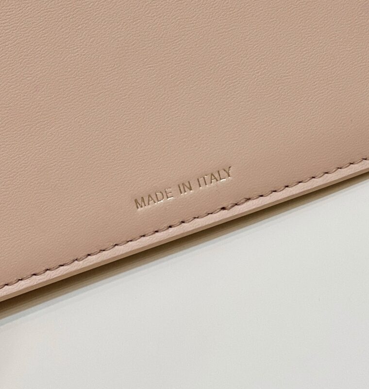 Replica Fendi Peekaboo Medium Black - high-accuracy replica luxury purse