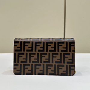 Replica Fendi Baguette Wallet on Chain - best-selling designer handbag dupe