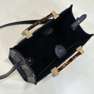 Replica Fendi Small Tote Black - realistic designer-inspired fake bag